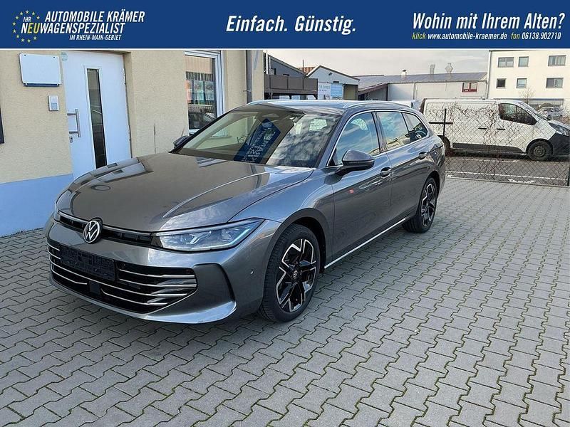 Neu VW Passat Elegance 150 PS (110 kW) 2025 Grenadilla black metallic Kombi