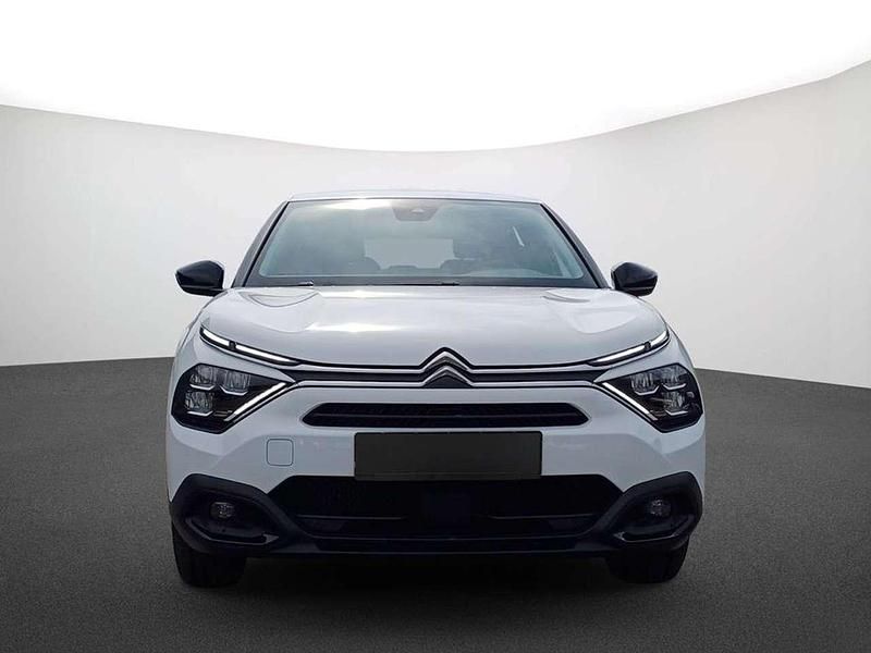 Second-hand Citroën C4 Feel 131 CP (96 kW) 2023 Alb Berlinǎ