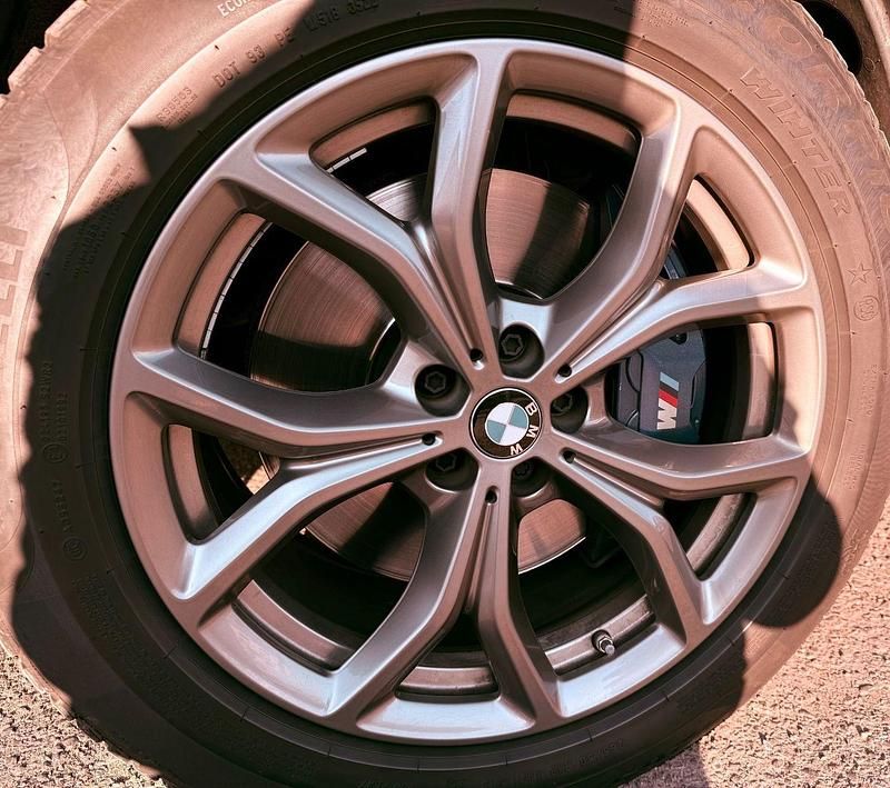 Gebraucht BMW X5 Performance 286 PS (210 kW) 2022 Blau SUV