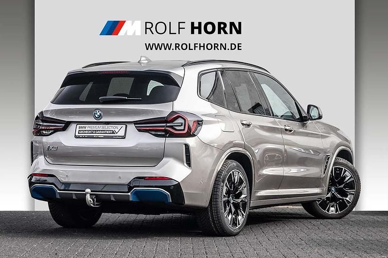 Gebraucht BMW iX3 Impressive 210 kW (286 PS) 2023 Silber SUV