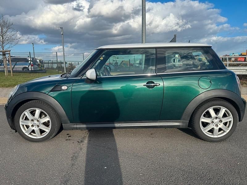 Gebraucht Mini Cooper D 109 PS (80 kW) 2008 Grün Kleinwagen