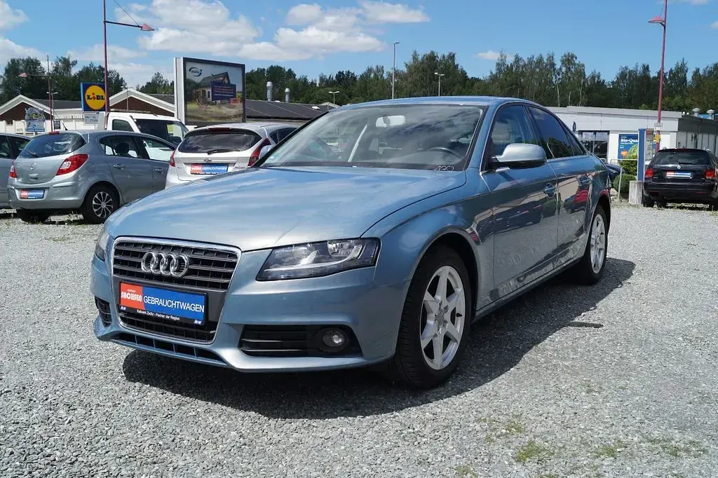 Gebraucht Audi A4 Ambition 120 PS (88 kW) 2011 Limousine