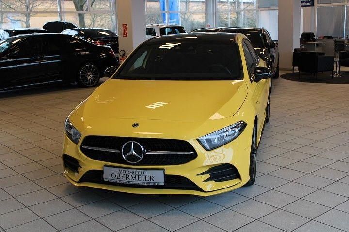 Gebraucht Mercedes A180 AMG 136 PS (100 kW) 2020 Gelb Kleinwagen