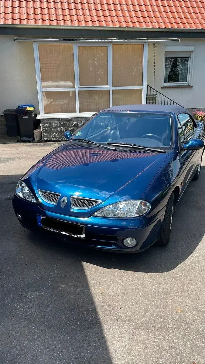 Gebraucht Renault Mégane Cabriolet 107 PS (78 kW) 2001 Blau Cabrio