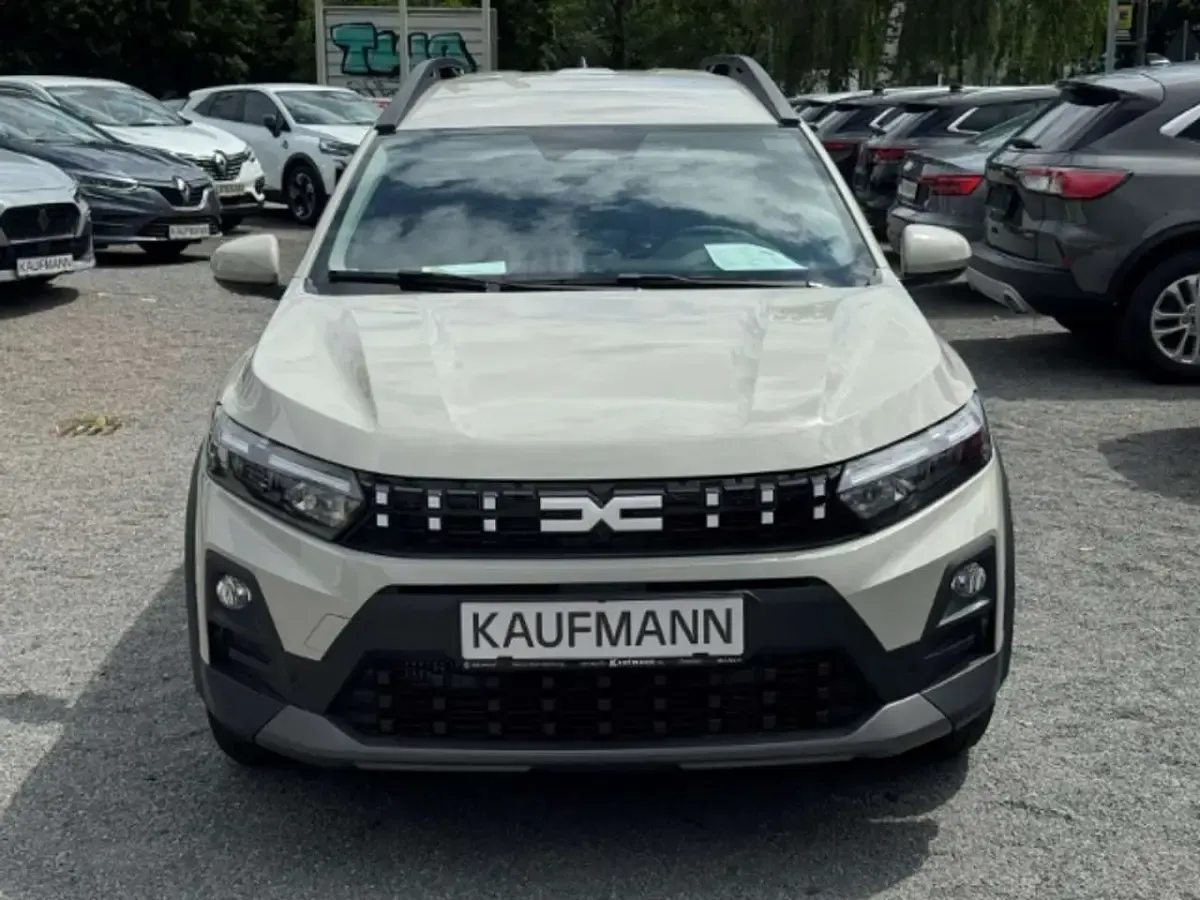 Neu Dacia Jogger Journey 110 PS (80 kW) 2026 Sandsteinbeige Van / Kleinbus