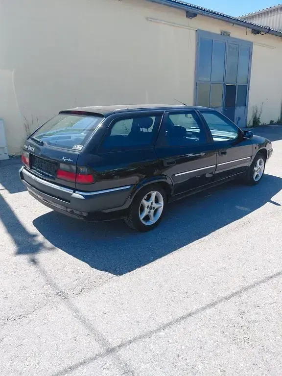Gebraucht Citroën Xantia 101 PS (74 kW) 1997 Schwarz Kombi