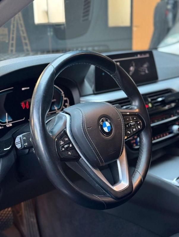 Gebraucht BMW 530e 252 PS (185 kW) 2020 Schwarz Limousine