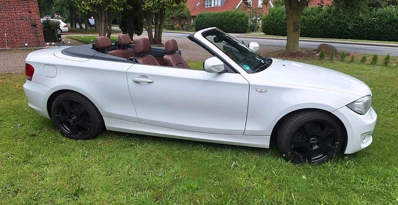 Gebraucht BMW 118 Cabriolet 143 PS (105 kW) 2011 Weiß Cabrio