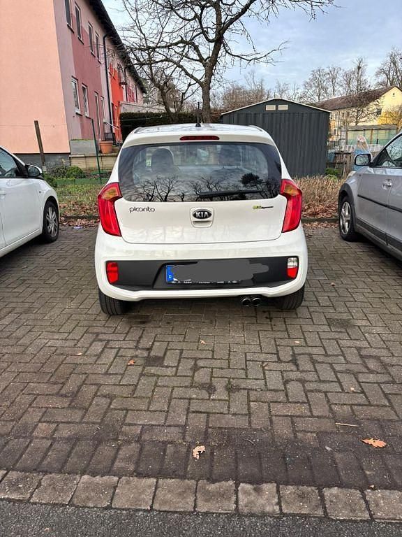 Weiß Gebraucht 2013 Kia Picanto Platinum Edition Kleinwagen | 7.000 € (Teuer) - Bild 1/4