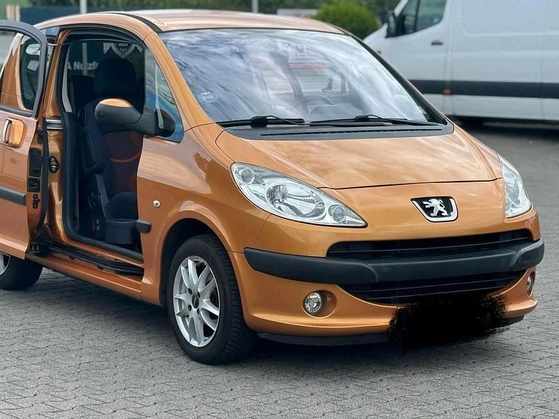 Orange Gebraucht 2006 Peugeot 1007 Kleinwagen | 3.000 € (Fairer Preis) - Bild 1/4