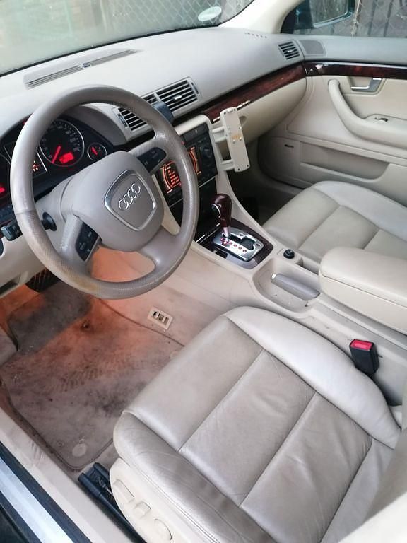 Gebraucht Audi A4 Ambiente 165 PS (121 kW) 2005 Grün Kombi