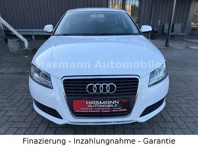 Gebraucht Audi A3 Attraction 170 PS (125 kW) 2012 Weiß Kleinwagen