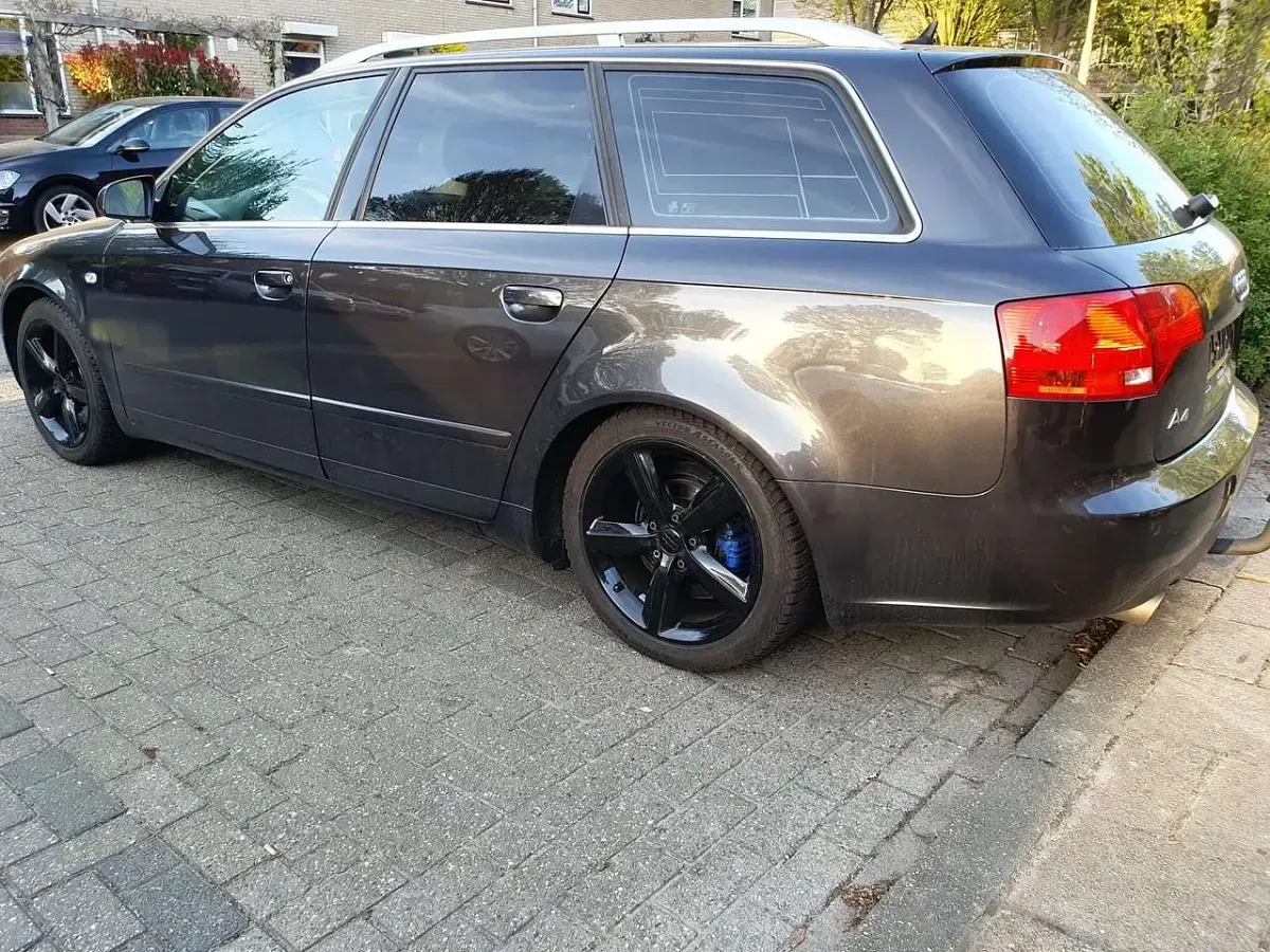 Second-hand Audi A4 163 CP (119 kW) 2007 Gri Break