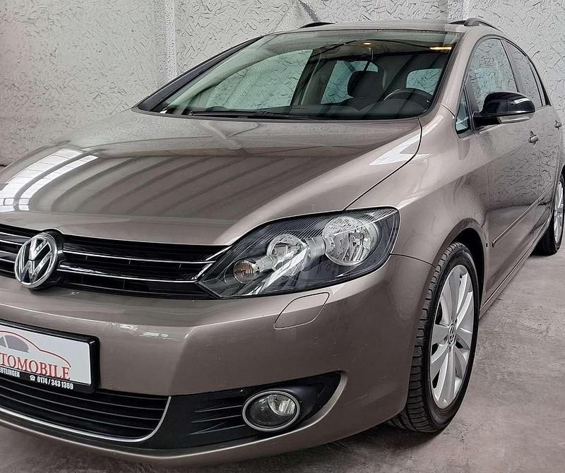 Kaschmirbraun Gebraucht 2012 VW Golf Plus Cross Style Van / Kleinbus | 6.900 € (Fairer Preis) - Bild 1/4