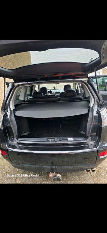 Gebraucht Mitsubishi Outlander 177 PS (130 kW) 2012 Schwarz SUV