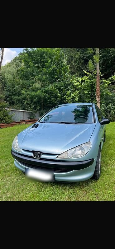 Gebraucht Peugeot 206 60 PS (44 kW) 2001 Kleinwagen