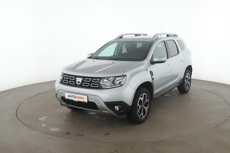 Grau Gebraucht 2020 Dacia Duster Prestige SUV | 15.700 € (Etwas zu teuer) - Bild 1/3