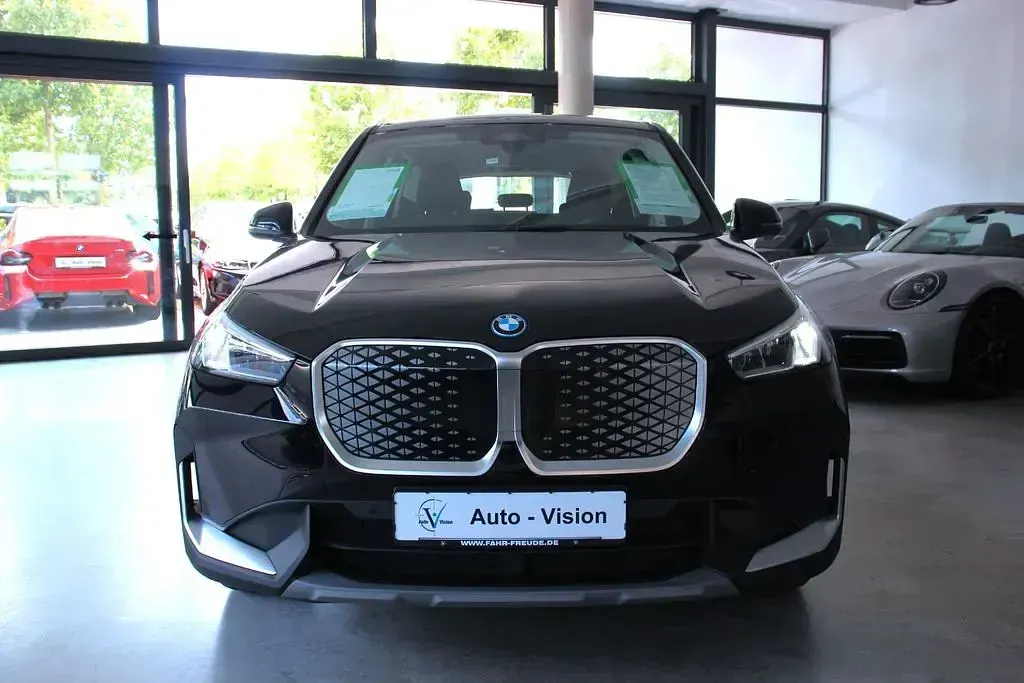 Gebraucht BMW iX1 230 kW (313 PS) 2023 Schwarz ii SUV