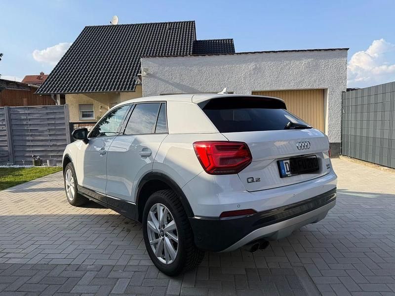 Gebraucht Audi Q2 Design 190 PS (139 kW) 2018 Weiß SUV