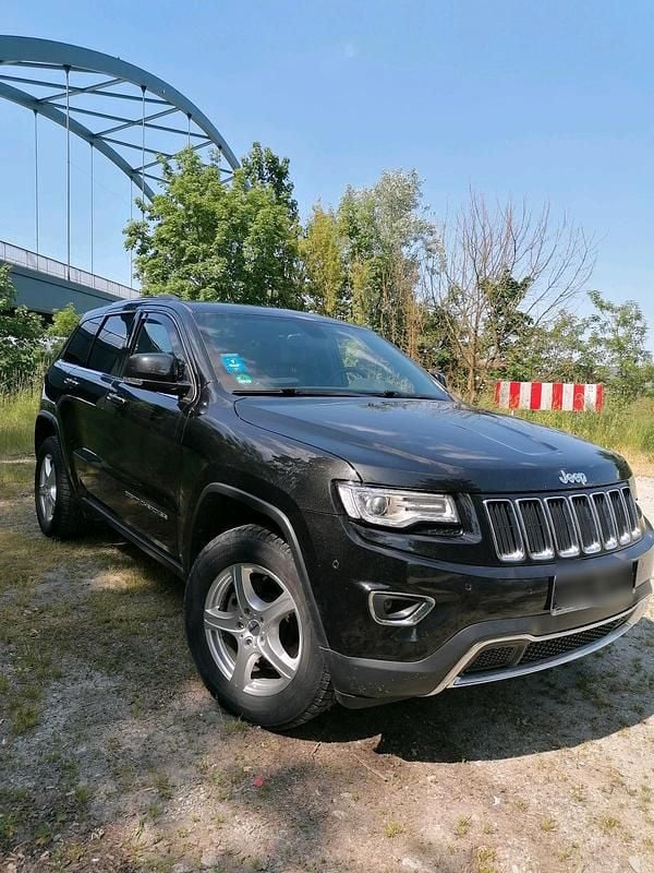Schwarz Gebraucht 2015 Jeep Grand Cherokee Limited SUV | 17.900 € (Superpreis) - Bild 1/4