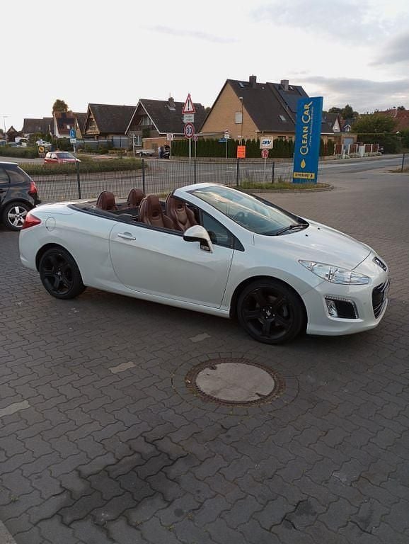 Weiß Gebraucht 2012 Peugeot 308 CC Active Cabrio | 7.000 € (Guter Preis) - Bild 1/4