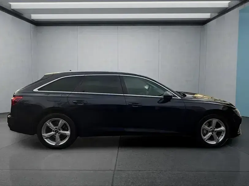 Gebraucht Audi A6 204 PS (150 kW) 2022 Blau Limousine