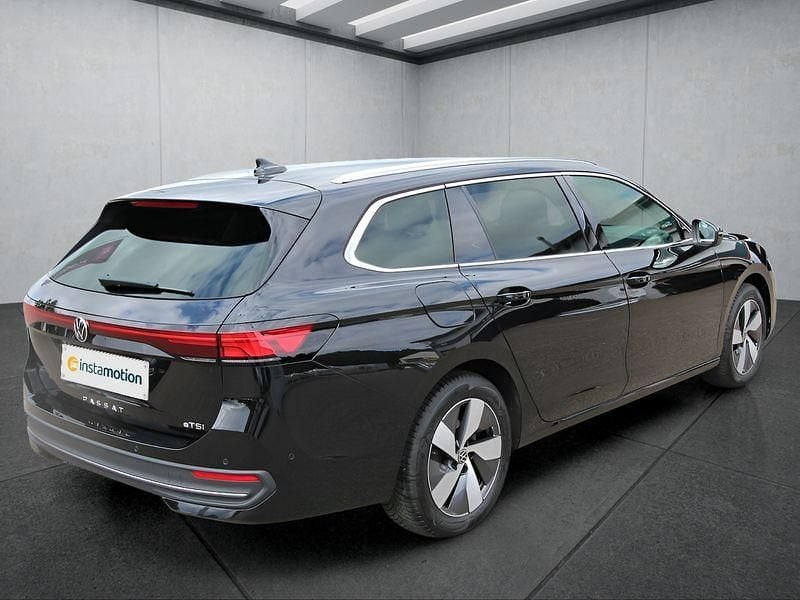 Gebraucht VW Passat 150 PS (110 kW) 2024 Schwarz Kombi