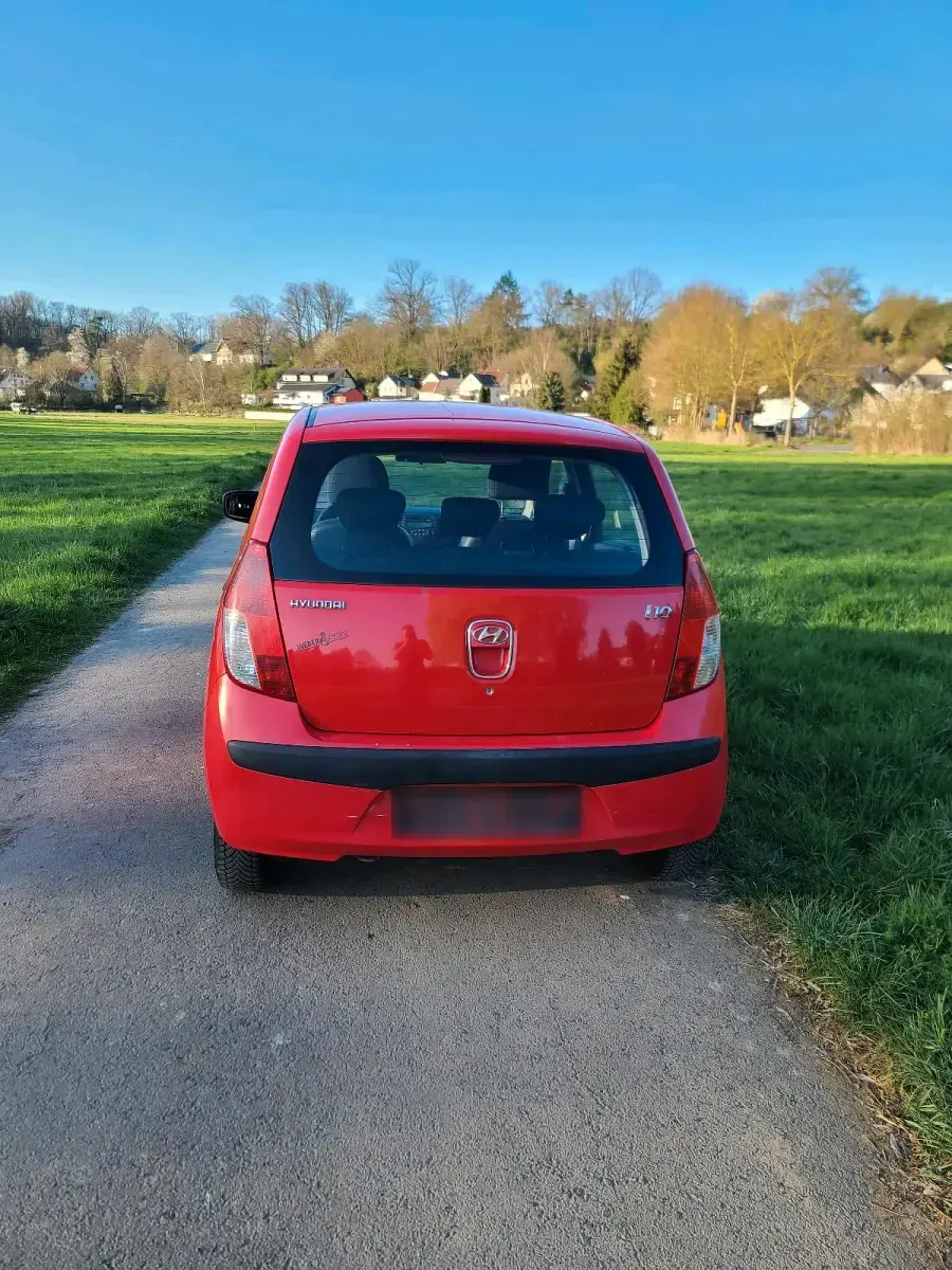 Gebraucht Hyundai i10 67 PS (49 kW) 2008 Rot Kleinwagen