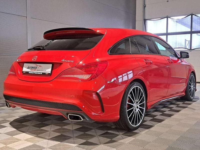 Gebraucht Mercedes CLA250 AMG line 218 PS (160 kW) 2016 Rot Limousine
