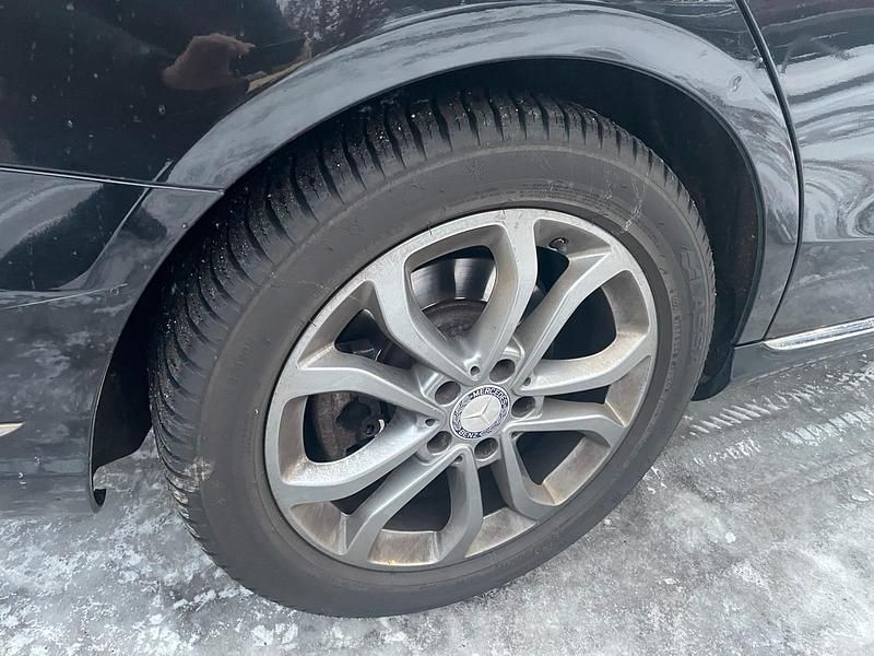 Gebraucht Mercedes C220 170 PS (125 kW) 2014 Schwarz Limousine