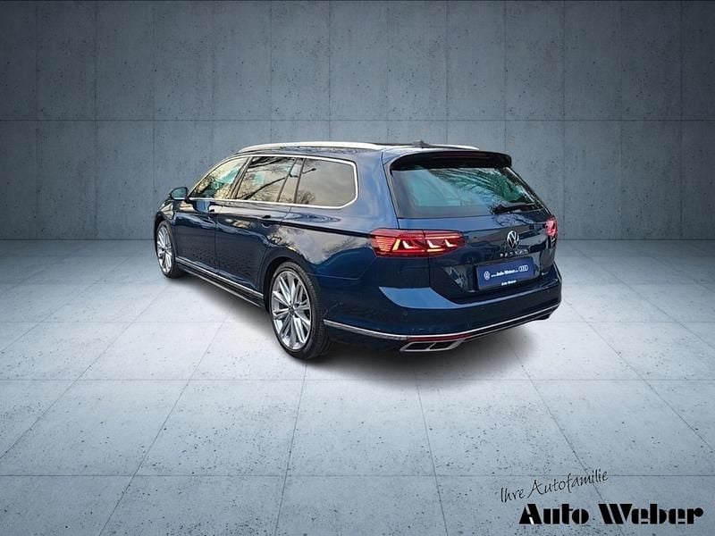 Gebraucht VW Passat R-line 280 PS (205 kW) 2022 Blau Limousine