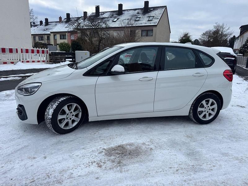 Gebraucht BMW 218 Advantage 140 PS (102 kW) 2019 Weiß Kombi