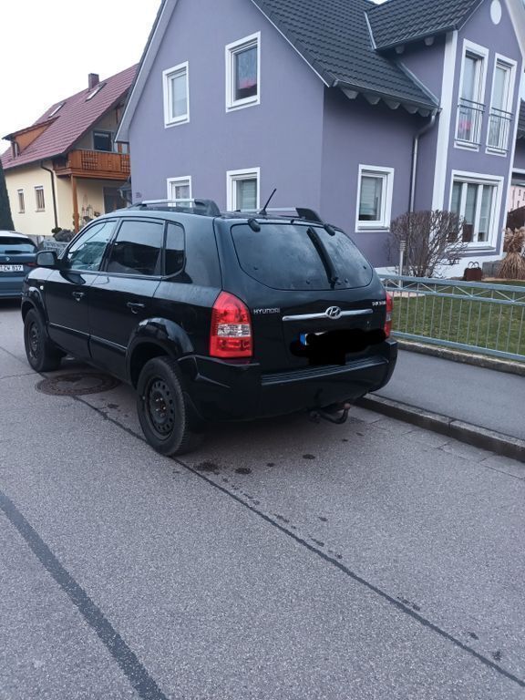 Schwarz Gebraucht 2006 Hyundai Tucson SUV | 2.000 € (Guter Preis) - Bild 1/4
