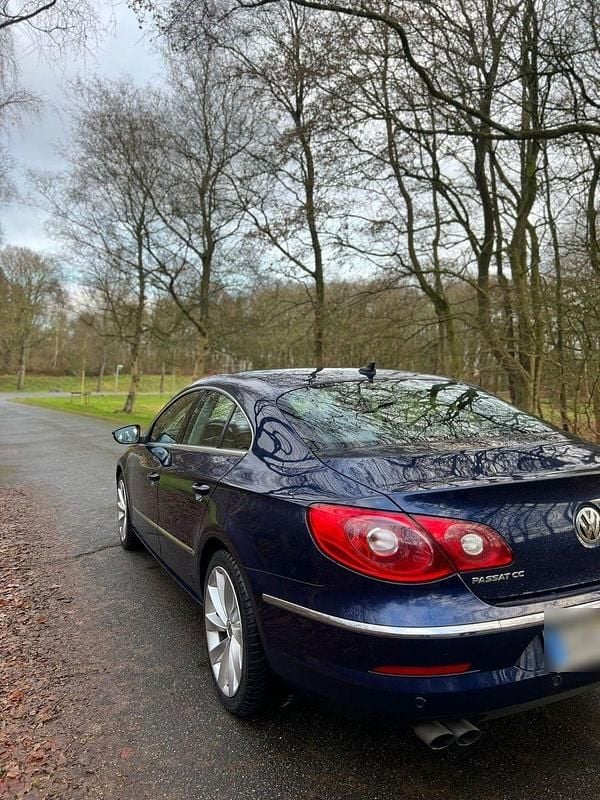 Gebraucht VW Passat 170 PS (125 kW) 2009 Blau Coupé