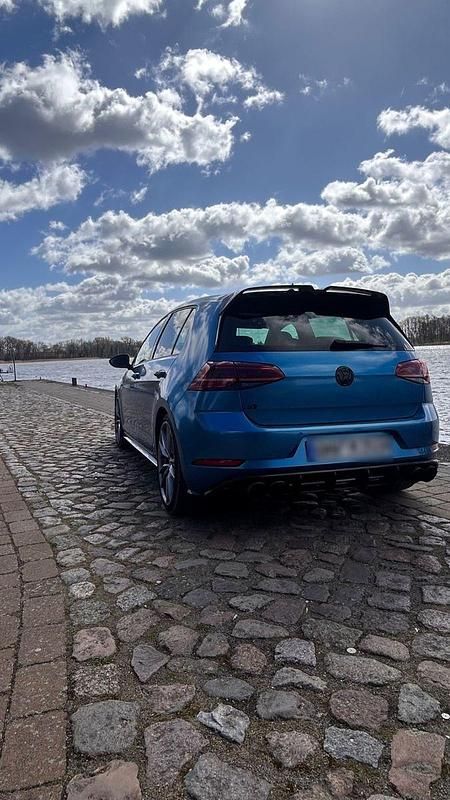 Gebraucht VW Golf VII R 350 PS (257 kW) 2017 Blau Limousine