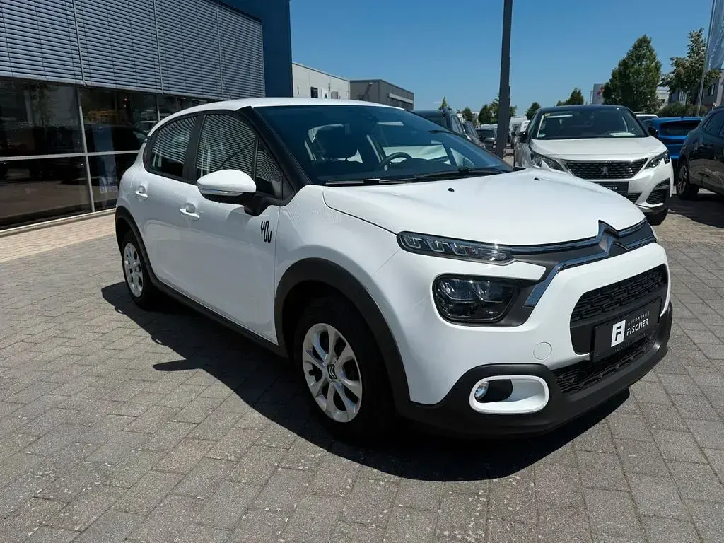 Gebraucht Citroën C3 82 PS (60 kW) 2024 Weiß Limousine