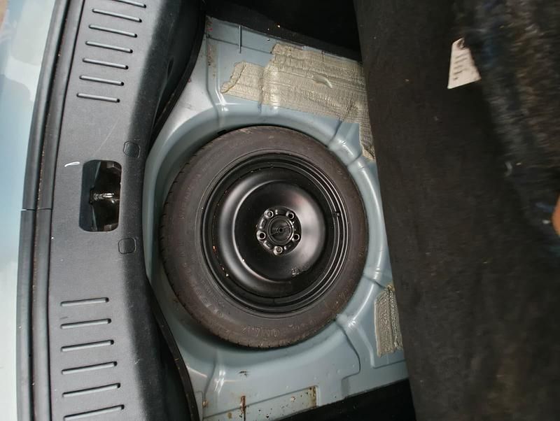 Gebraucht Ford Focus 100 PS (73 kW) 2008 Grau Limousine