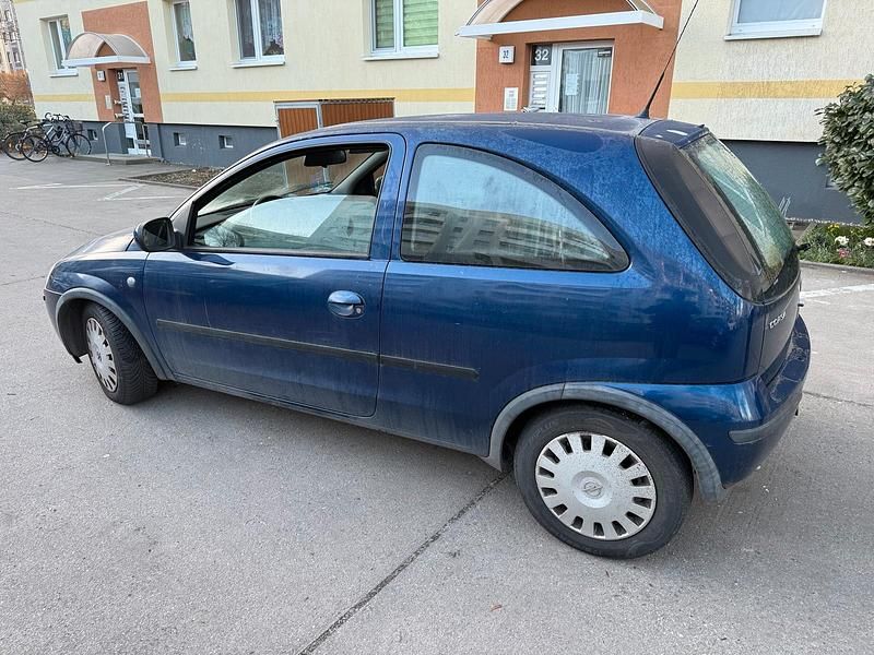 Gebraucht Opel Corsa 60 PS (44 kW) 2005 Blau Kleinwagen