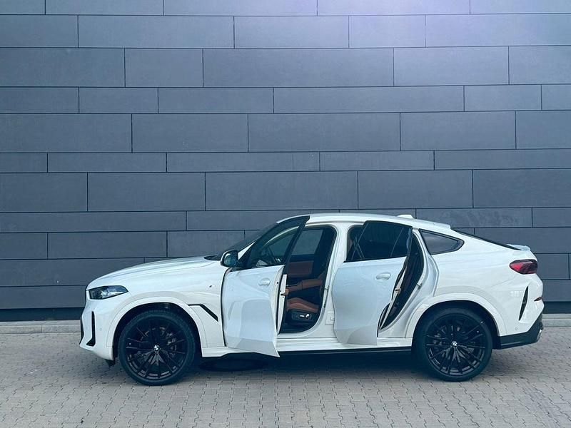 Weiß Gebraucht 2024 BMW X6 M Sport SUV | 82.900 € (Superpreis) - Bild 1/4
