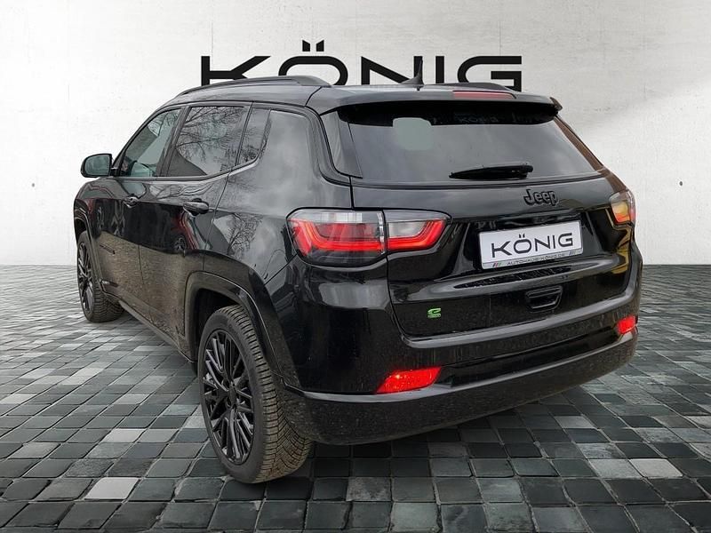 Gebraucht Jeep Compass Altitude 131 PS (96 kW) 2024 Schwarz SUV