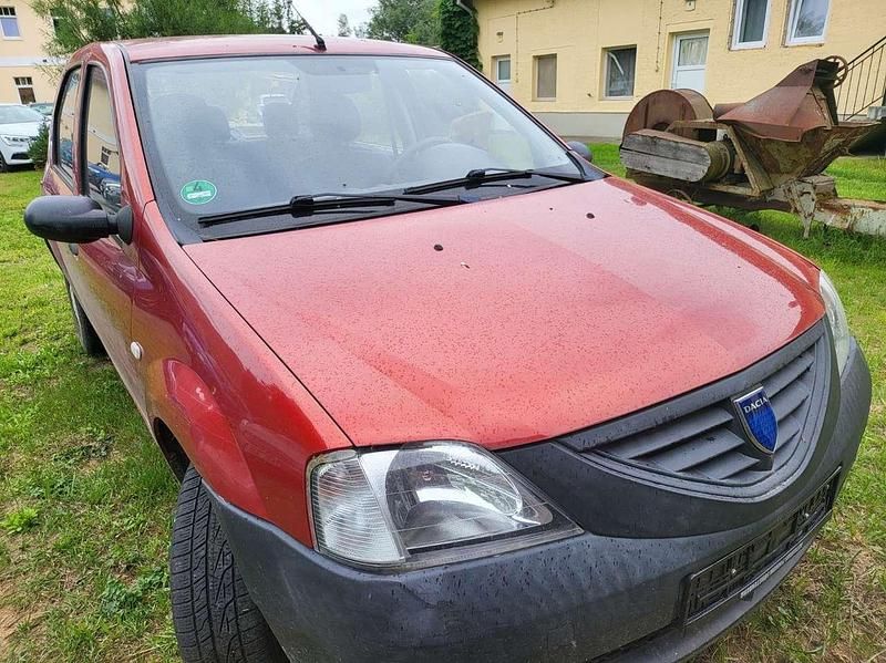 Rot Gebraucht 2008 Dacia Logan Limousine | 1.000 € (Superpreis) - Bild 1/4