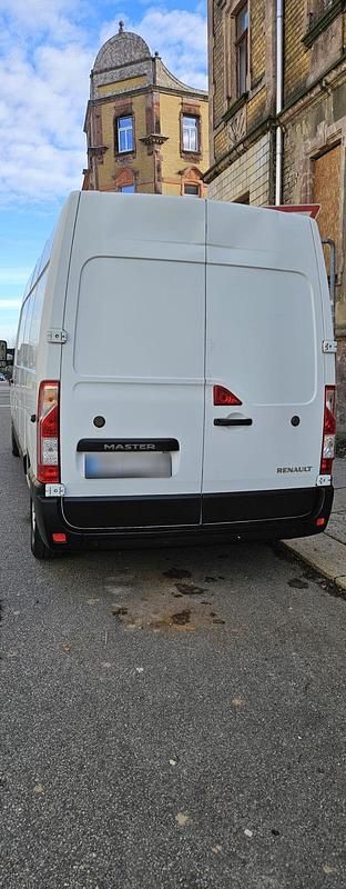 Second-hand Renault Master 125 CP (91 kW) 2013 Alb Monovolum