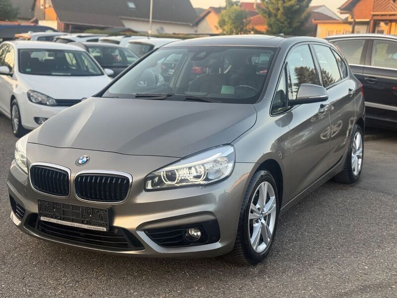 Silber Gebraucht 2015 BMW 225 Active Tourer Performance Van / Kleinbus | 13.999 € (Superpreis) - Bild 1/4