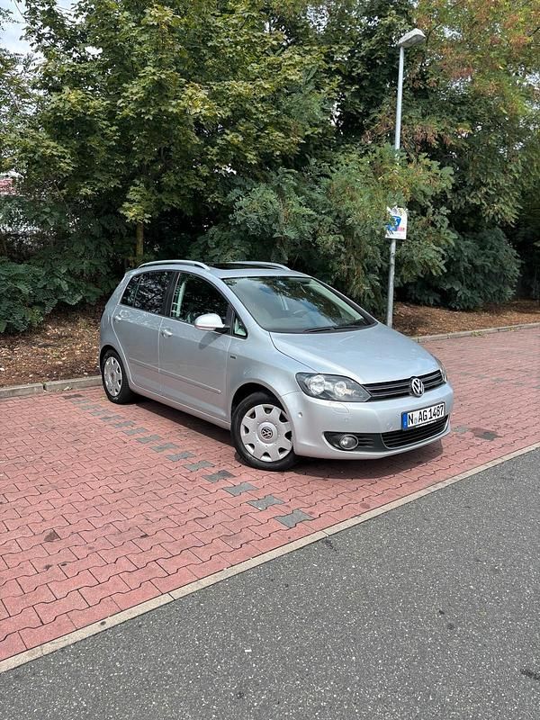 Gebraucht VW Golf VII 105 PS (77 kW) 2013 Silber Kleinwagen