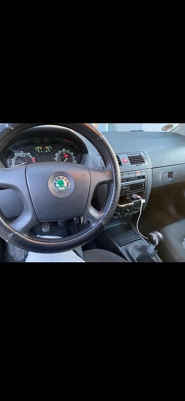 Second-hand Skoda Fabia 80 CP (58 kW) 2006 Negru Break
