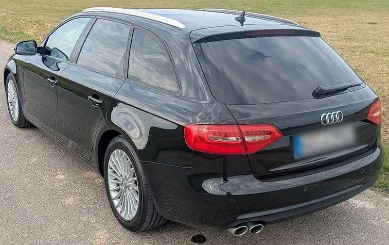 Gebraucht Audi A4 Ambition 150 PS (110 kW) 2015 Schwarz Kombi