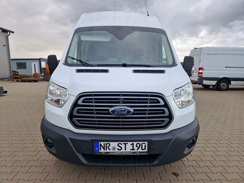 Gebraucht Ford Transit 170 PS (125 kW) 2019 Weiß Van / Kleinbus