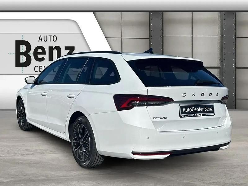 Neu Skoda Octavia 150 PS (110 kW) 2026 Weiß Kombi