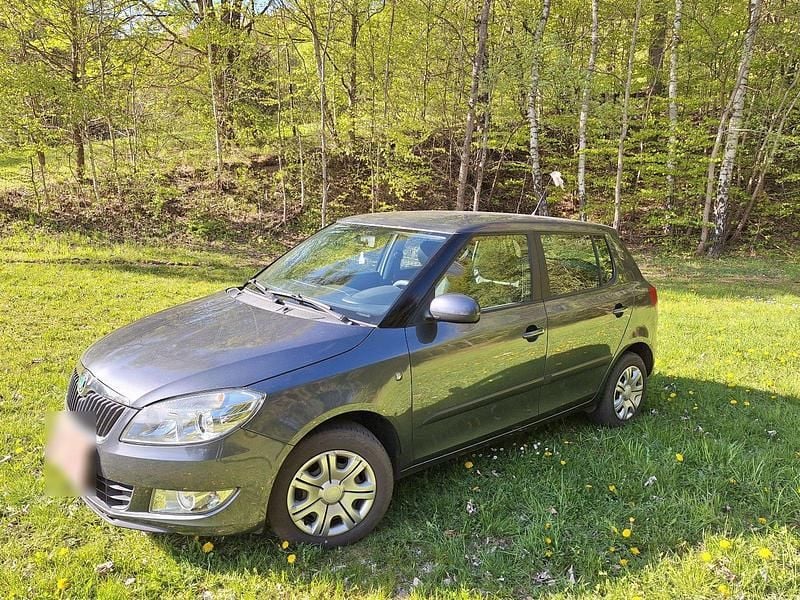 Second-hand Skoda Fabia 60 CP (44 kW) 2011 Gri Hatchback