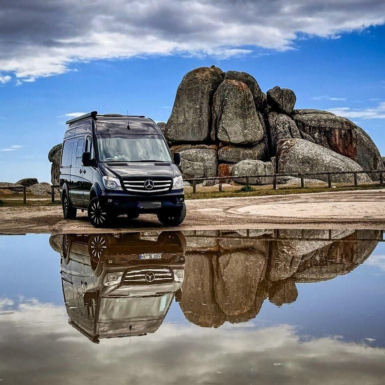 Schwarz Gebraucht 2017 Mercedes Sprinter Van | 69.999 € - Bild 1/4